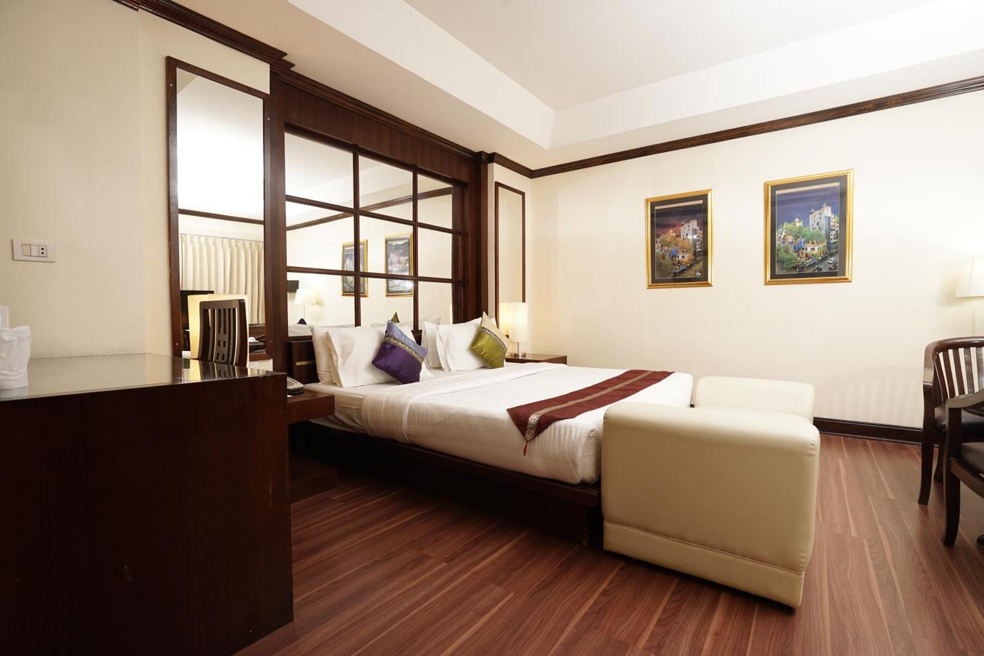 Grand Business Inn Bangkok Bagian luar foto