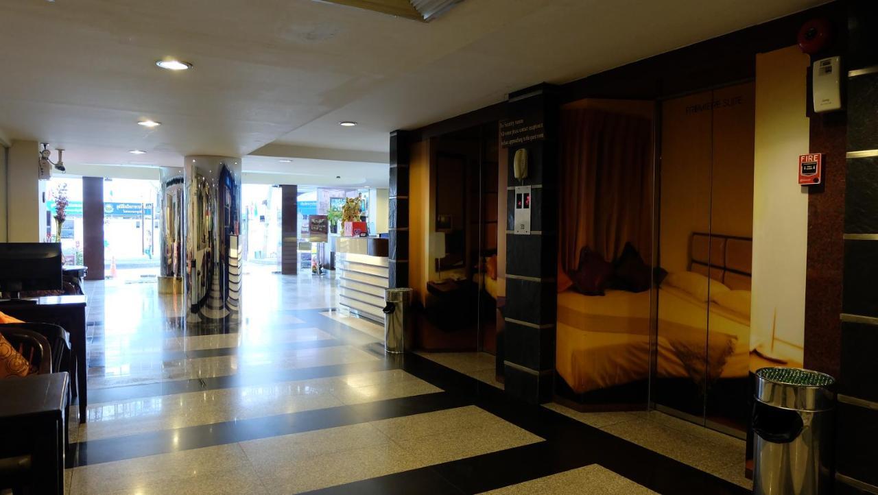 Grand Business Inn Bangkok Bagian luar foto