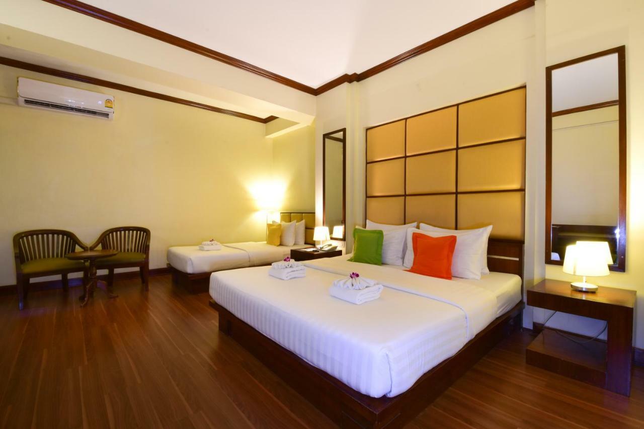 Grand Business Inn Bangkok Bagian luar foto