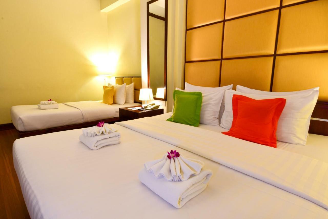 Grand Business Inn Bangkok Bagian luar foto